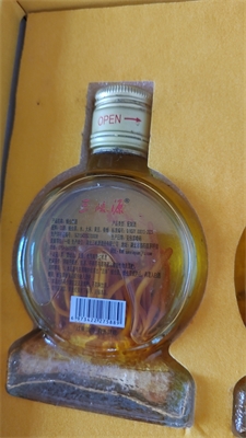 白酒贴牌加工费用（透明费用，白酒贴牌加工的明智之选）